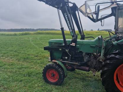 Bild 4:Deutz 6006 mit Industriefrontlader, Servolenkung