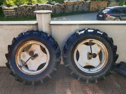 Bild 3:Lindner 350 SA Traktor