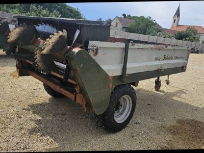 Bild 6:Landmaschine gesucht!