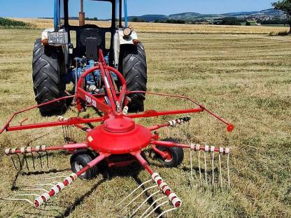 Bild 5:Pöttinger Top 28 Schwader