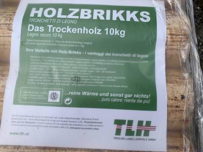 Bild 4:Holzbriketts