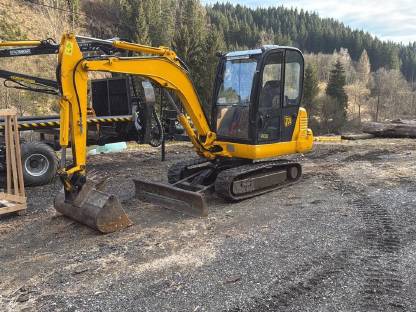 JCB 805 3,5 t Bagger Bj. 2006, 4.200h
