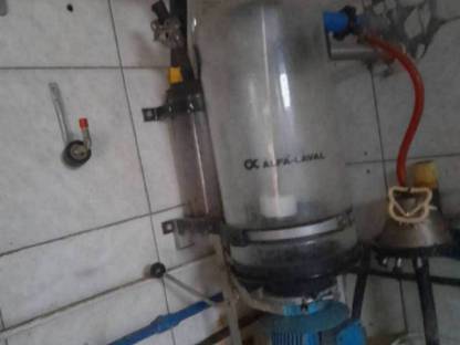 Bild 2:Rohrmelkanlage Alfa Laval