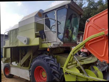 Mähdrescher Claas 68S