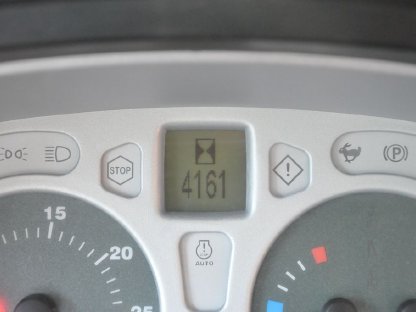 Bild 5:Steyr 9090 M mit Hauer Frontlader