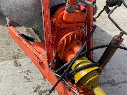 Bild 6:Güllefass 4.000 l