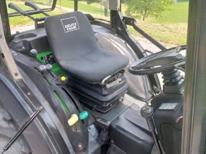 Bild 7:Traktor Deutz-Fahr Agrocompact F80