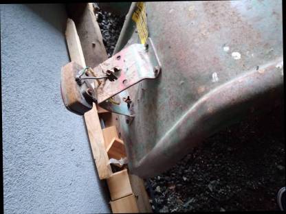 Bild 6:Steyr T80 T84 Oldtimer Kotflügelmaske