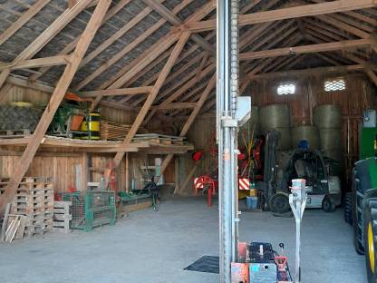 Bild 5:Hochhubwagen, Ameise