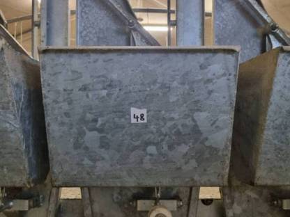 Bild 2:Melkkarussell Schafe Ziegen