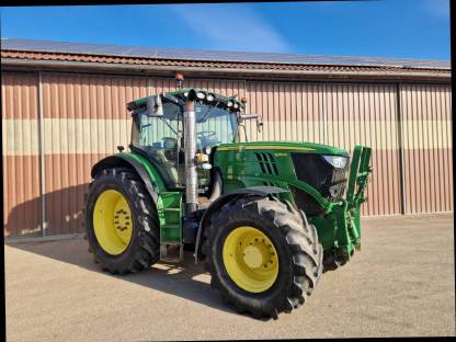 John Deere 6210R