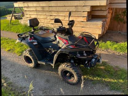 Linhai Quad mit Seilwinde