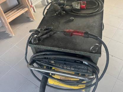 Bild 6:Fronius 250 Compact Schweißgerät