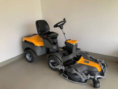 Bild 2:Stiga Frontmäher Park 700 W inkl. Mähdeck