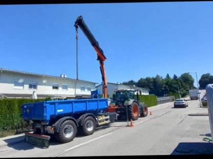 Bild 6:Hakenlift mit Kran ITRunner 16.21T