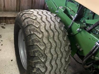 Bild 4:Krone Comprima V180 XC