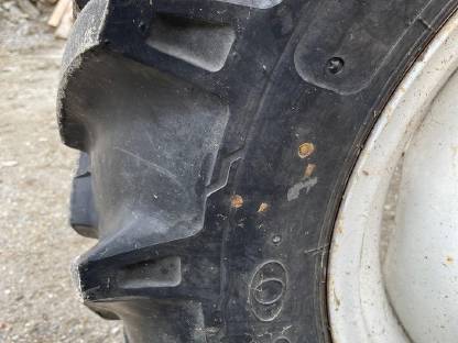 Bild 9:Ford 3000A Allrad Traktor