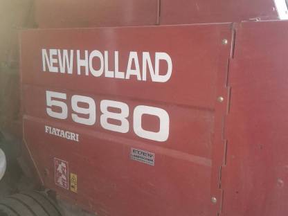 Bild 2:Verkaufe Rundballenpresse New Holland 5980