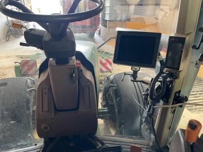 Bild 8:John Deere 7830