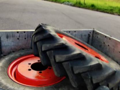 Bild 3:Traktorreifen Dexheimer Schanzlin