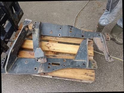 Bild 2:Hydrac Frontladerkonsole zu John Deere 6000 Serie 6110