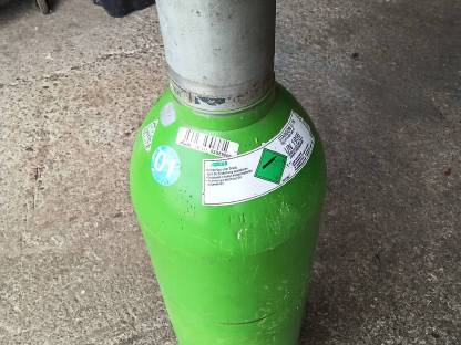 Bild 2:Schutzgasflasche