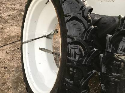 Zwillingsräder 230/95R40
