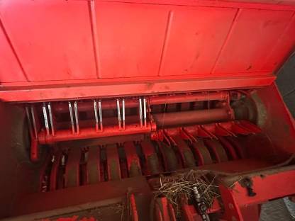 Bild 5:Pöttinger Boss Junior Ladewagen