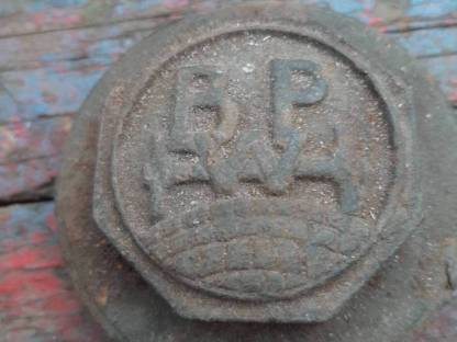 Bild 2:Radkappe mit Motiv Deutz Achse Oldtimer