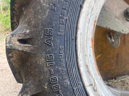 Bild 3:Zwillingsräder 6.00-16 AS