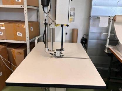 Bild 2:WASTEMA TexKnife STV 376 Bandmessermaschine