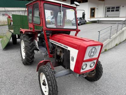 Traktor Lindner 320N