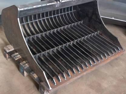 Bild 4:Baggerlöffel