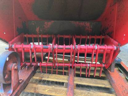 Bild 4:Trommelmähwerk PZ 211 CM Kuhn