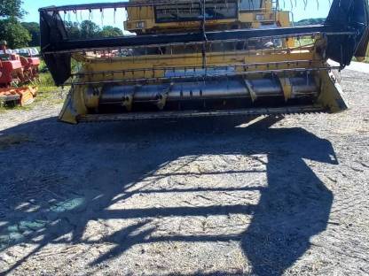 Bild 5:New Holland TX 32 Mähdrescher