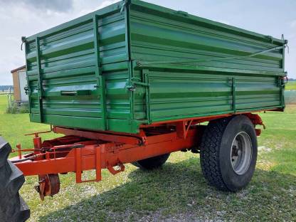 Bild 2:Kipper Dreiseitenkipper