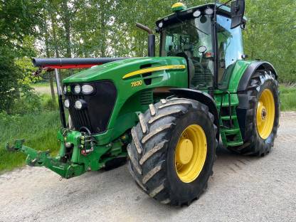 John deere 7830