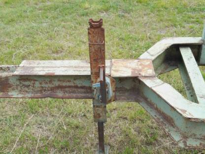 Bild 4:Holzanhänger