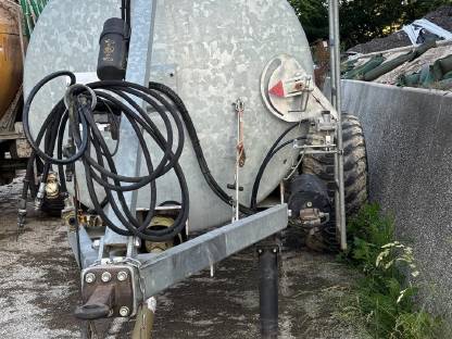 Bild 2:Schleuderfass Fliegl 7.000 l