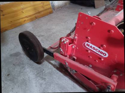 Bild 6:Maschio Bodenfräse SC 300