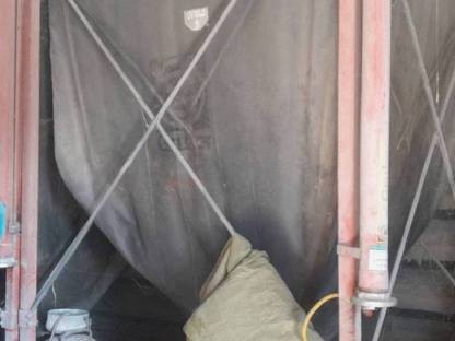 Bild 8:Zuchtenstalleinrichtung