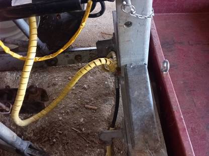 Bild 4:Kippmulde / Heckschaufel hydr.