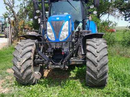 Bild 2:New Holland T7.200 Power Command
