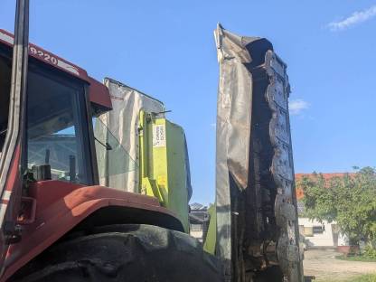 Bild 9:Claas Disco 8550 C Mähwerk Schmetterlingsmähwerk Aufbereiter