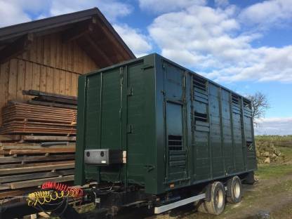 Viehanhänger für Traktor oder LKW