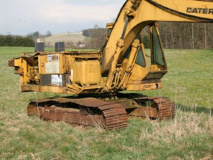 Bild 5:Kettenbagger CAT 215