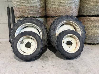 Pflegeräder Steyr 8080/8090