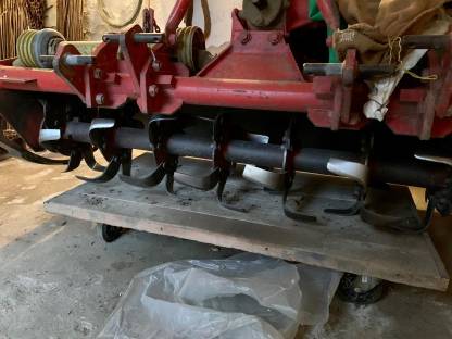 Bild 2:Krone RE 150 Rotoregge/Bodenfräse