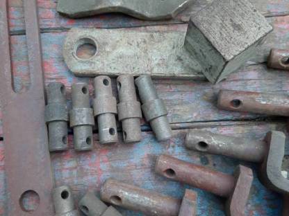 Bild 4:Restteile Stockey und Schmitz Mähwerk