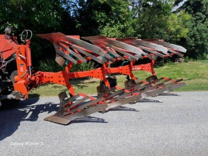 Bild 2:V&N Wendepflug M950